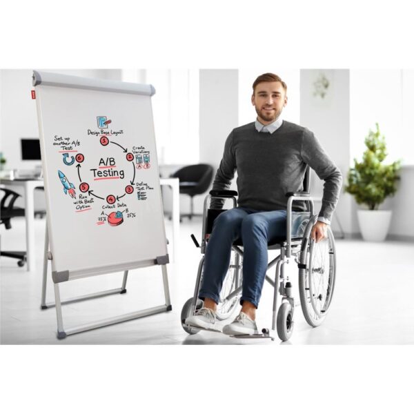 Flipchart 3w1 MEMOBE z regulacją wysokości dla osób niepełnosprawnych